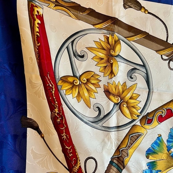 Hermes Daimyo Princes Du Soleil Levant Silk Jacquard Scarf W/Box - Picture 6 of 12